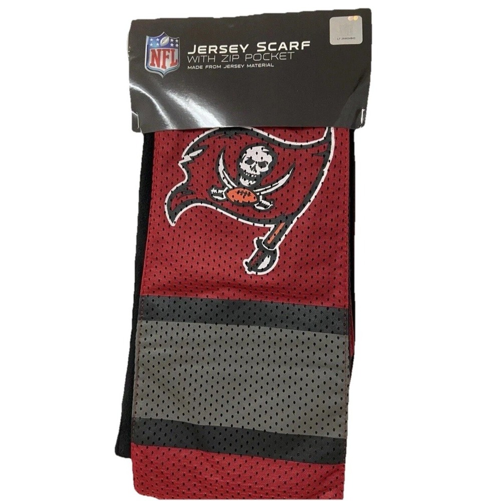 Tampa Bay Buccaneers NFL  Little Earth Jersey Scarf with Zip Pocket Red &‎ Black